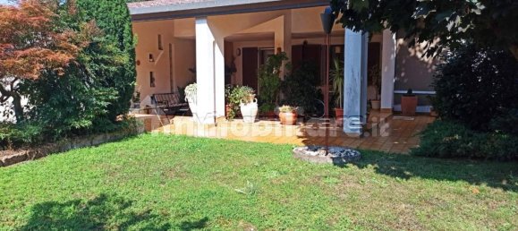 3 bedrooms Villa in Barbarano Mossano, Italy No. 268209 7