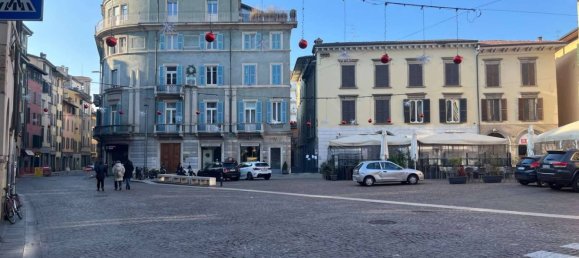 1 bedroom Apartment in Bergamo, Italy No. 146831 2