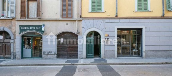 1 bedroom Apartment in Bergamo, Italy No. 146831 3