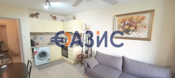 2 Schlafzimmer Wohnung in Burgas, Bulgaria, Nr. 901 2