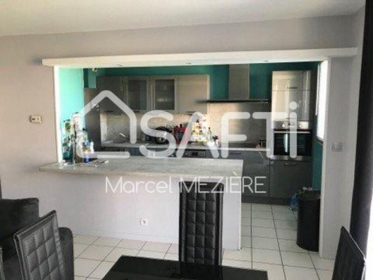 2 Schlafzimmer Wohnung in Sens, France, Nr. 13532