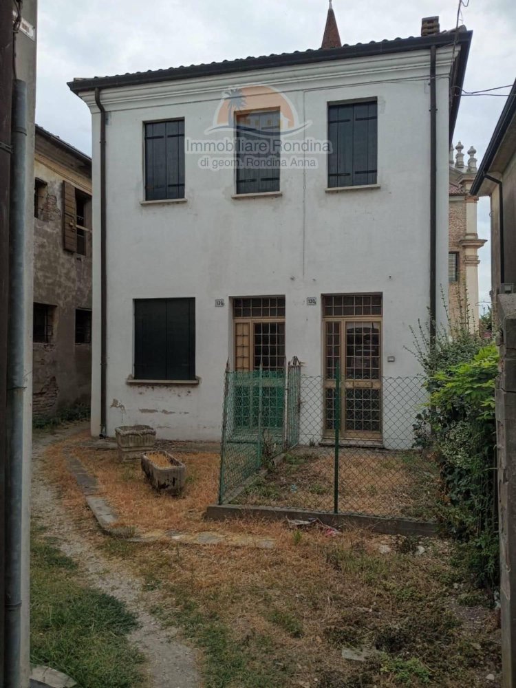 3 غرف نوم منزل في Guarda Veneta, Italy رقم 326628