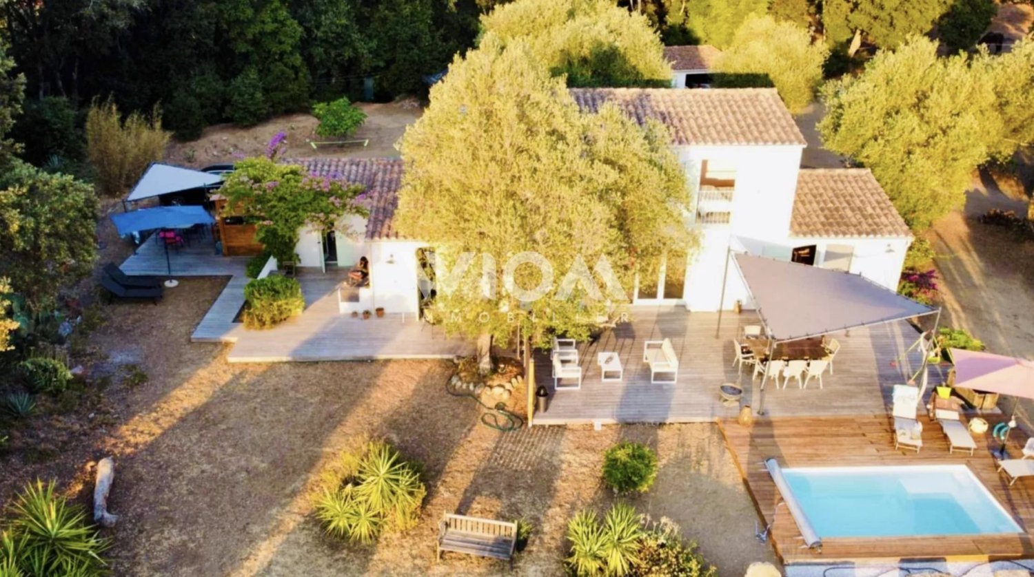 2 bedrooms Castles in Pietrosella, France No. 214819