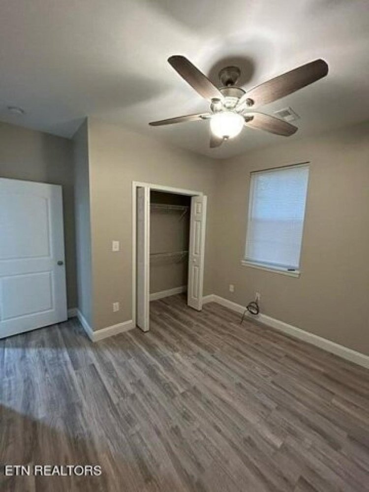 3 bedrooms House in Knoxville, USA No. 404701