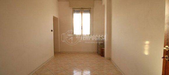 2 Schlafzimmer Wohnung in Reggio Emilia, Italy, Nr. 102877 12
