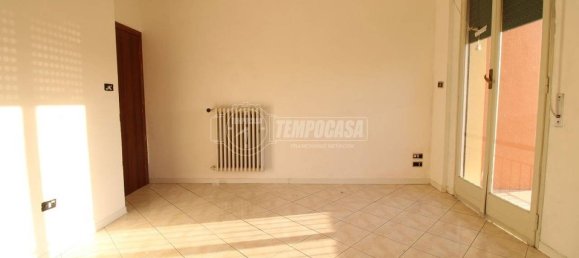 2 Schlafzimmer Wohnung in Reggio Emilia, Italy, Nr. 102877 2