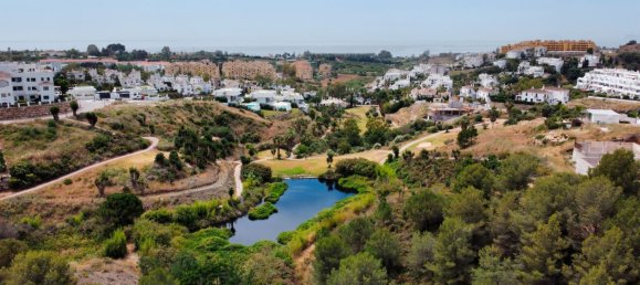 575m² Land in Estepona, Spain No. 133825 2