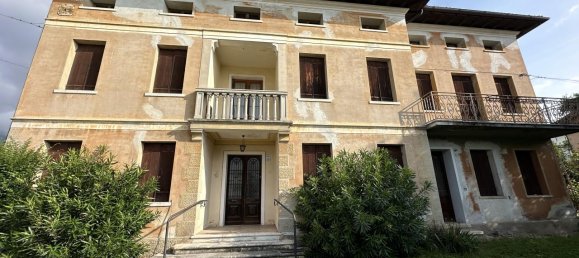 13 rooms Villa in Possagno, Italy No. 128488 4