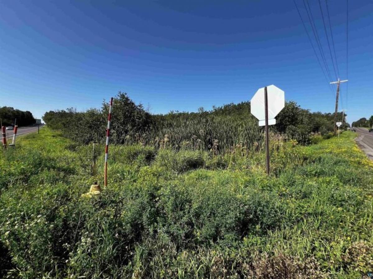  Land in Hermantown, USA No. 481944