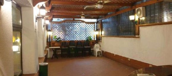 300m² Commercial property in Milan, Italy No. 248236 10