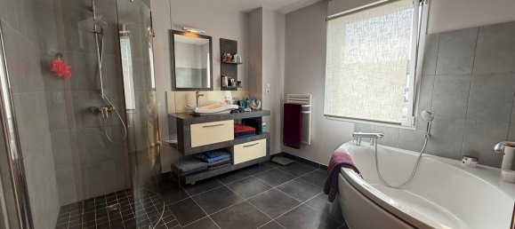 Casa de 3 dormitorios en Bethune, France No. 325529 6