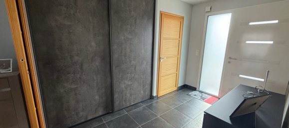 Casa de 3 dormitorios en Bethune, France No. 325529 10