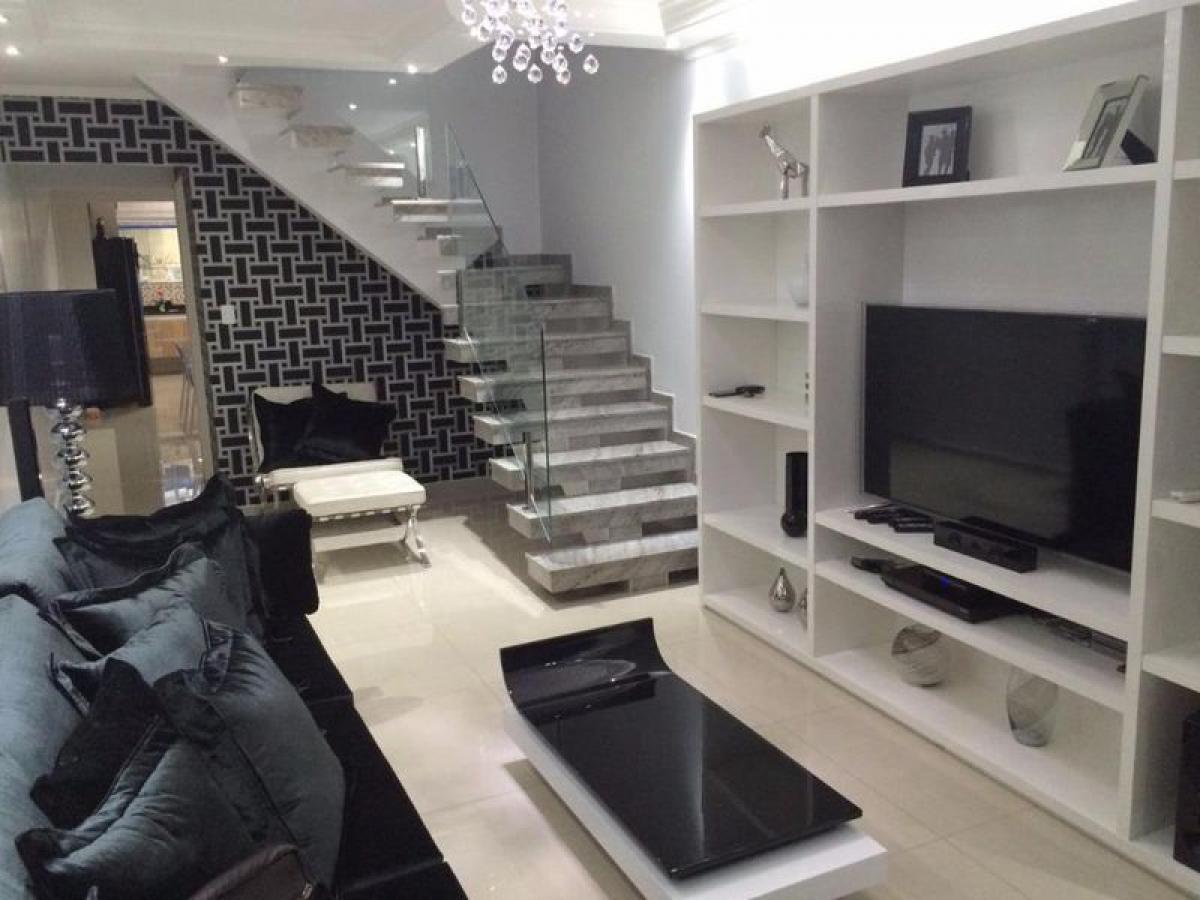 Casa de 3 dormitorios en Sao Paulo, Brazil No. 461371