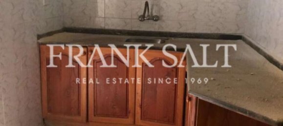 3 bedrooms Townhouse in Victoria, Malta No. 561 10