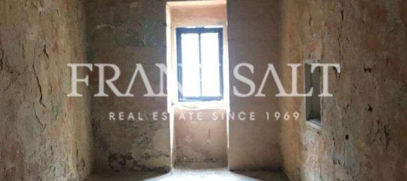 3 bedrooms Townhouse in Victoria, Malta No. 561 7