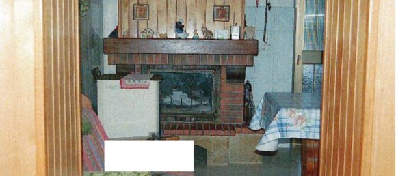 4 bedrooms Building in Magione, Italy No. 356595 8