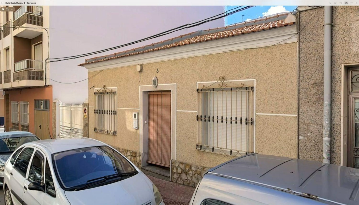 Apartamento de 4 dormitorios en Torrevieja, Spain No. 284167