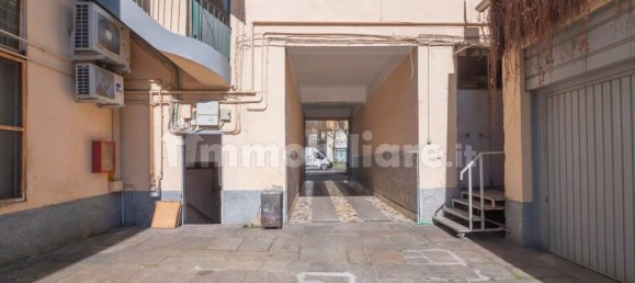 5 rooms Building in Milan, Italy No. 245810 3