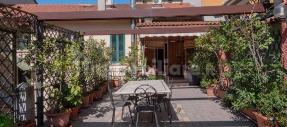 5 rooms Building in Milan, Italy No. 245810 8