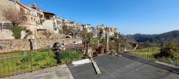 13 rooms House in Ripatransone, Italy No. 133346 10