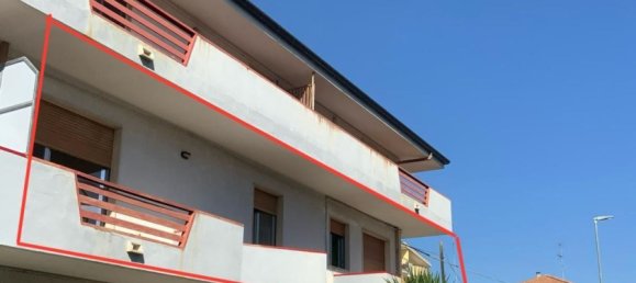 Квартира с 6 спальнями в Альба Адриатика, Италия № 350444 2