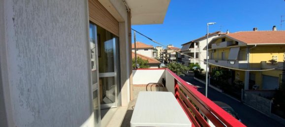 Квартира с 6 спальнями в Альба Адриатика, Италия № 350444 19