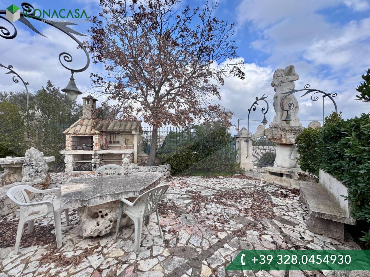 2 rooms Villa in Ceglie Messapica, Italy No. 21262