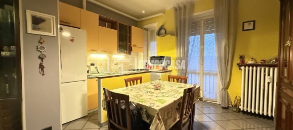 Apartamento de 2 habitaciónes en Grugliasco, Italy No. 40399 4