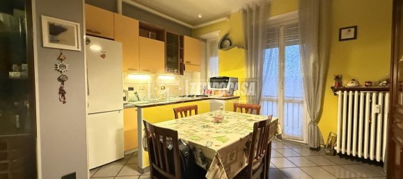 Apartamento de 2 habitaciónes en Grugliasco, Italy No. 40399 5