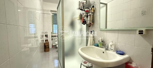 Apartamento de 2 habitaciónes en Grugliasco, Italy No. 40399 10