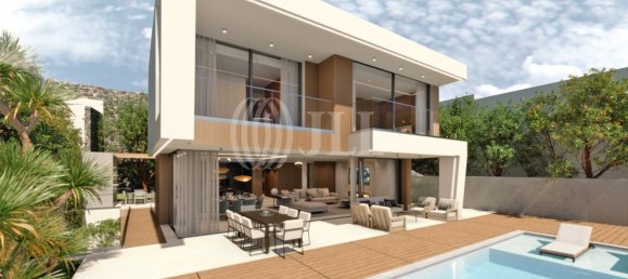  Land in Funchal, Portugal No. 145726 2