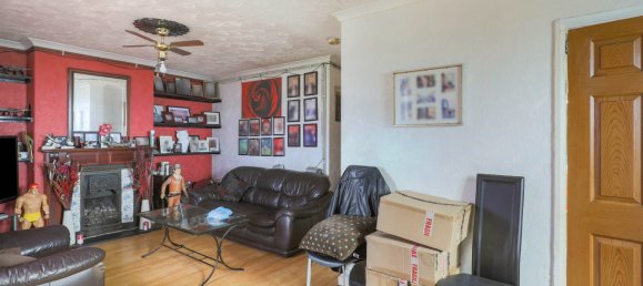 3 bedrooms House in Stroud, United Kingdom No. 2121 3