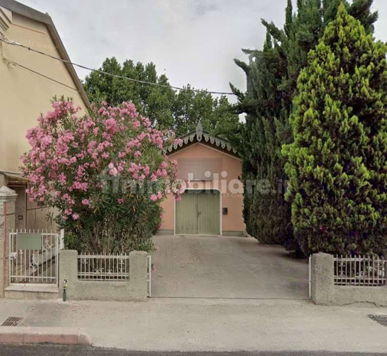 Коммерческая недвижимость с 1 комнатой в Чезена, Италия № 264691