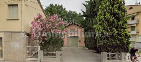 Коммерческая недвижимость с 1 комнатой в Чезена, Италия № 264691 3