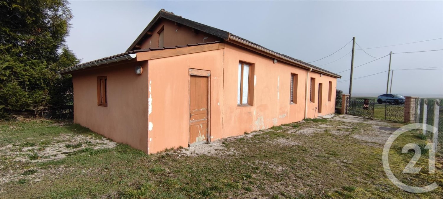 1 bedroom House in Suippes, France No. 246376