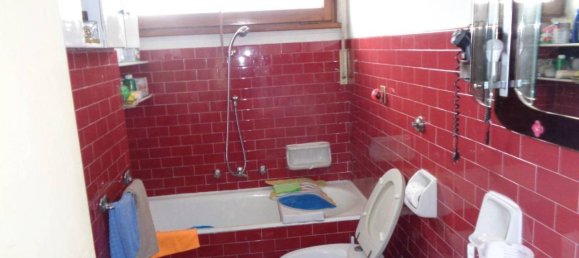 6 rooms Apartment in Rome, Italy No. 26041 26