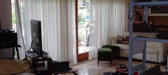 6 rooms Apartment in Rome, Italy No. 26041 12