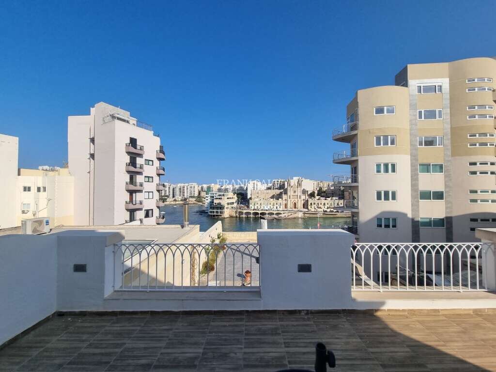 Квартира с 3 спальнями в Сент-Джулианс, Мальта № 7660