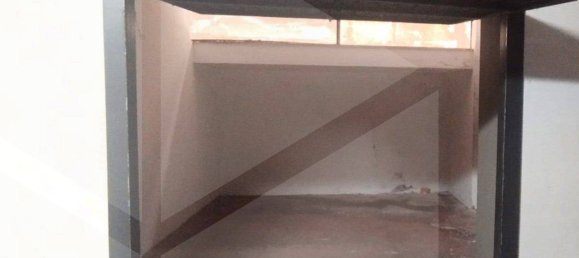  Garage in Bari, Italy No. 33882 27