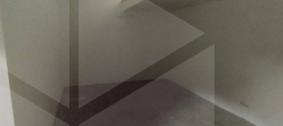  Garage in Bari, Italy No. 33882 7