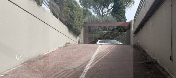  Garage in Bari, Italy No. 33882 29