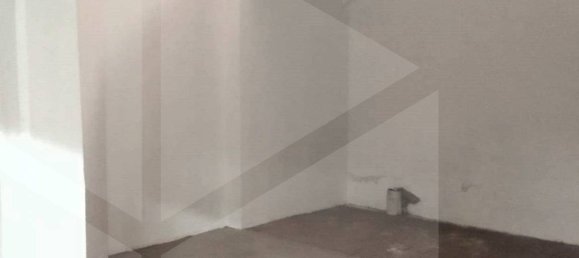  Garage in Bari, Italy No. 33882 22