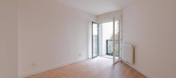 2 bedrooms Apartment in Courbevoie, France No. 327056 2