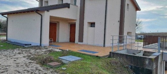 3 bedrooms Apartment in Spresiano, Italy No. 376971 7