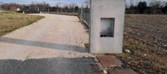 3 bedrooms Apartment in Spresiano, Italy No. 376971 5