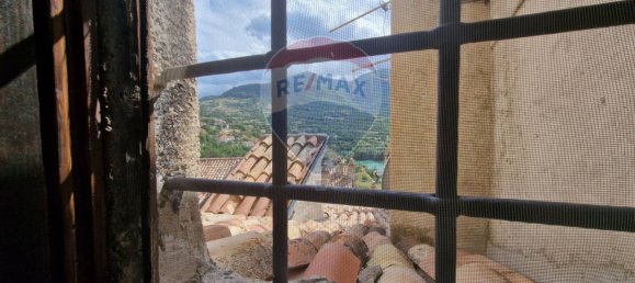 3 bedrooms Apartment in Barrea, Italy No. 358197 23