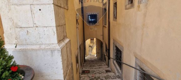 3 bedrooms Apartment in Barrea, Italy No. 358197 4