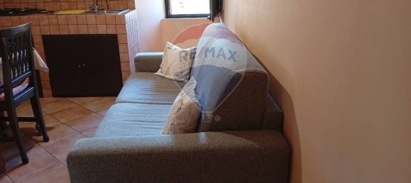 3 bedrooms Apartment in Barrea, Italy No. 358197 9