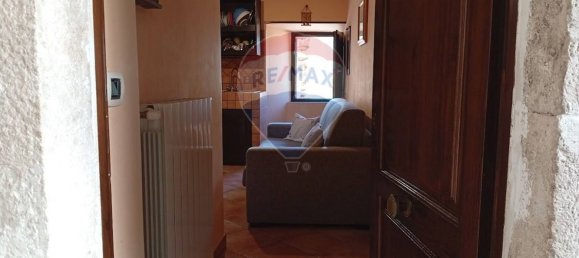 3 bedrooms Apartment in Barrea, Italy No. 358197 7