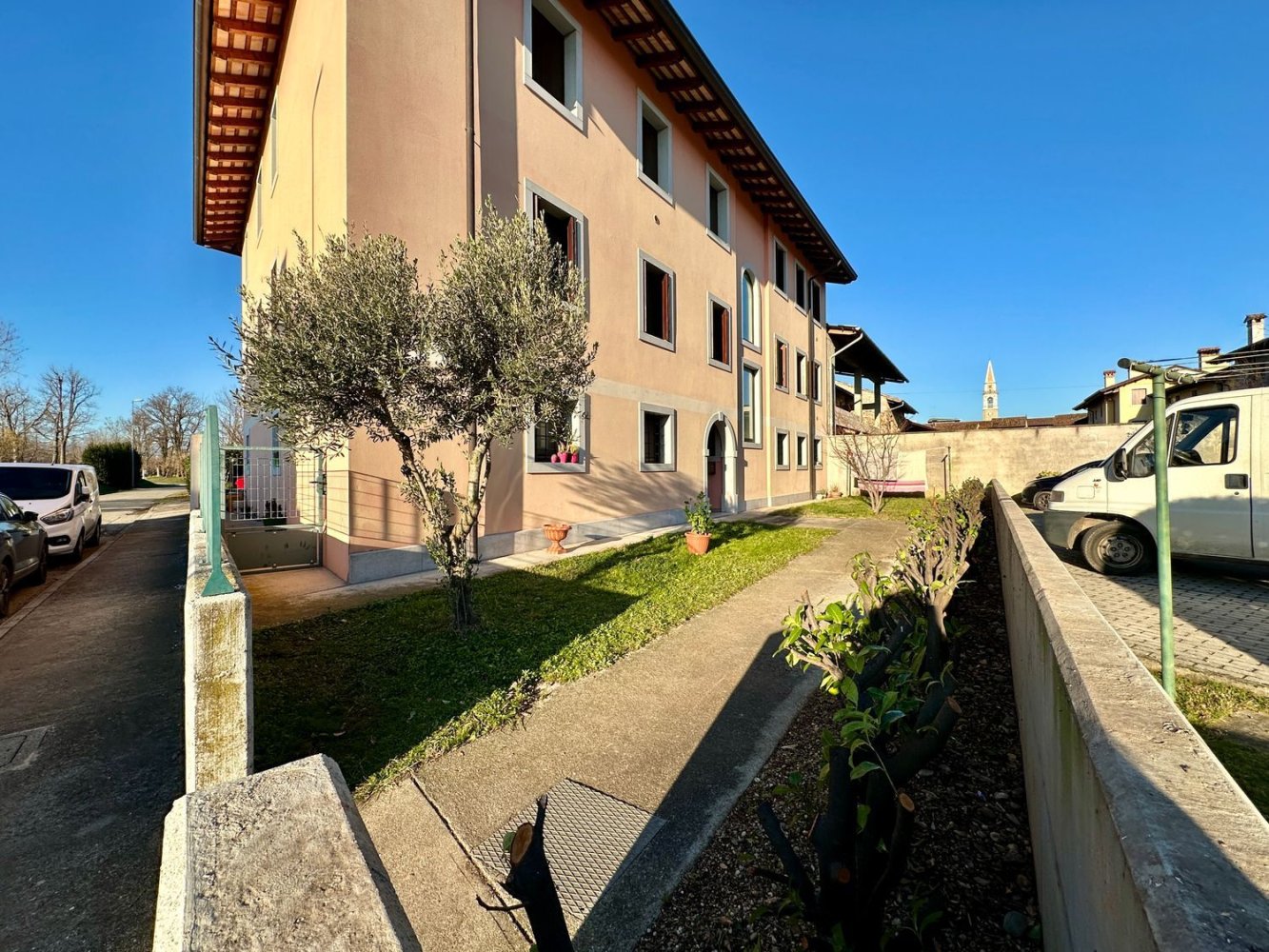 4 rooms Apartment in Udine, Italy No. 99126